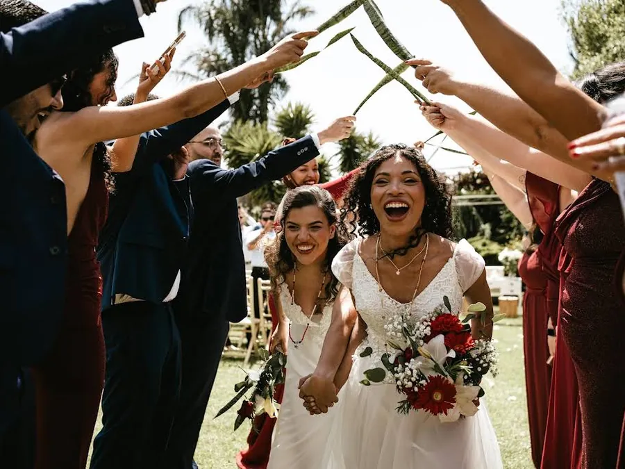 Jaqueline e o marido à saída da cerimónia